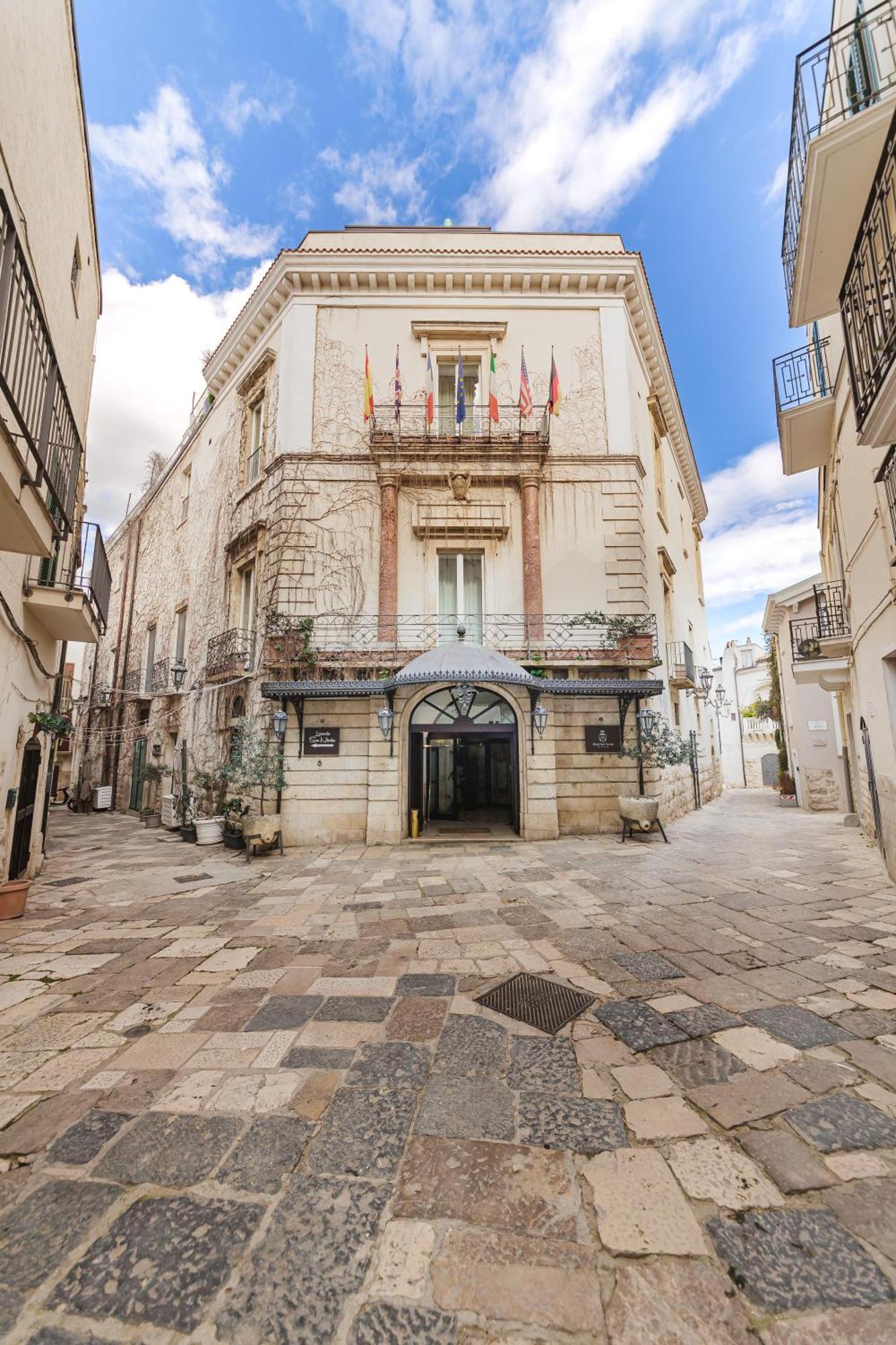 אלטאמורה Hotel San Nicola מראה חיצוני תמונה